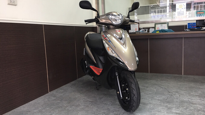 流當機車-光陽KYMCO GP 125 金色-4