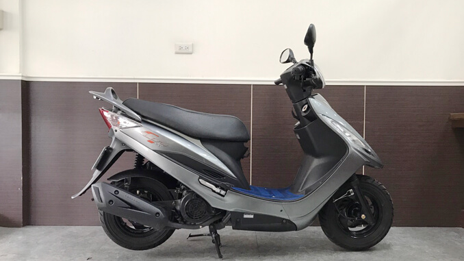 流當機車-光陽KYMCO GP 125 鐵灰色-2